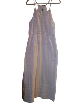 Old Navy White  Maxi Dress size large